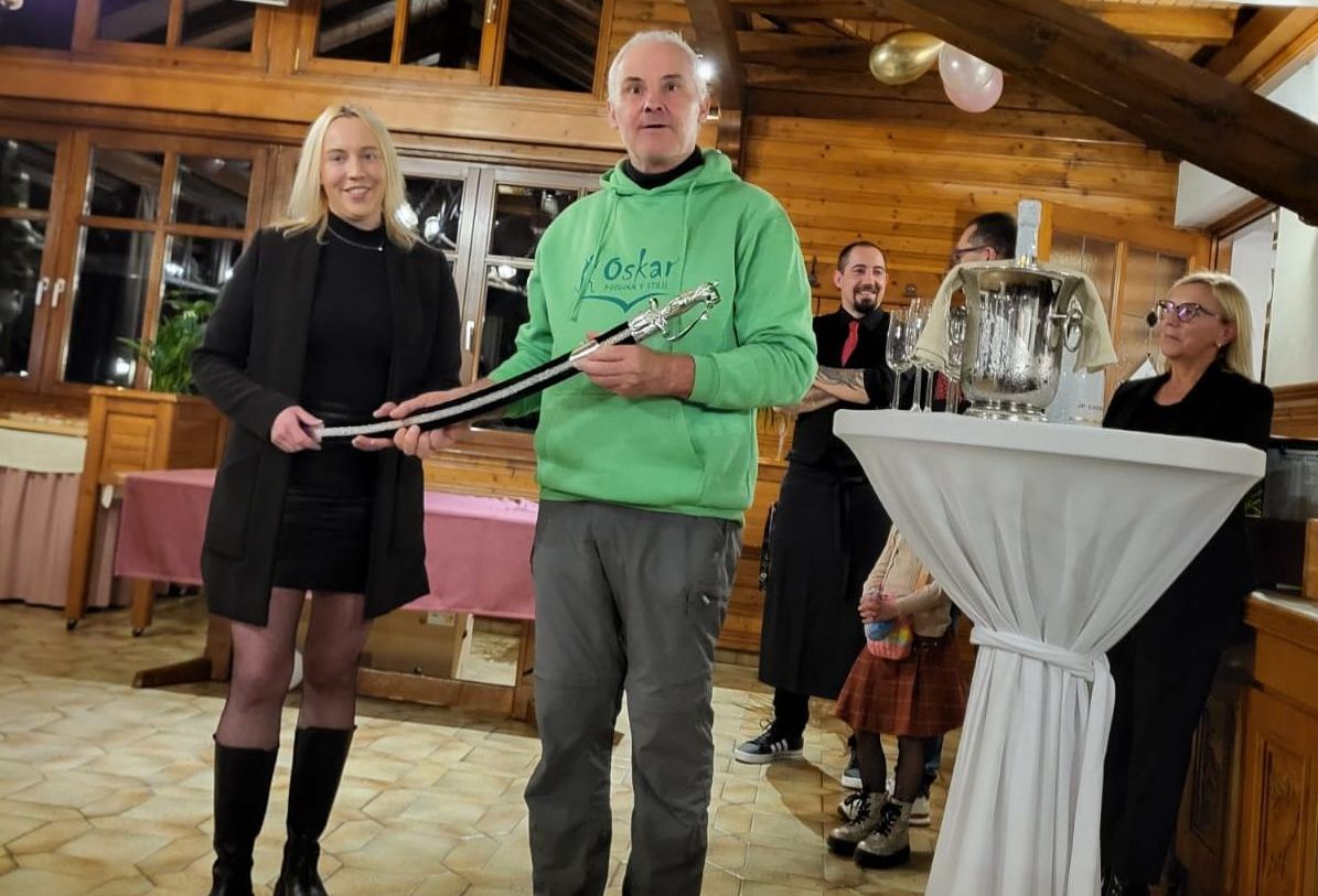 E -časopis št. 459 - 15. november