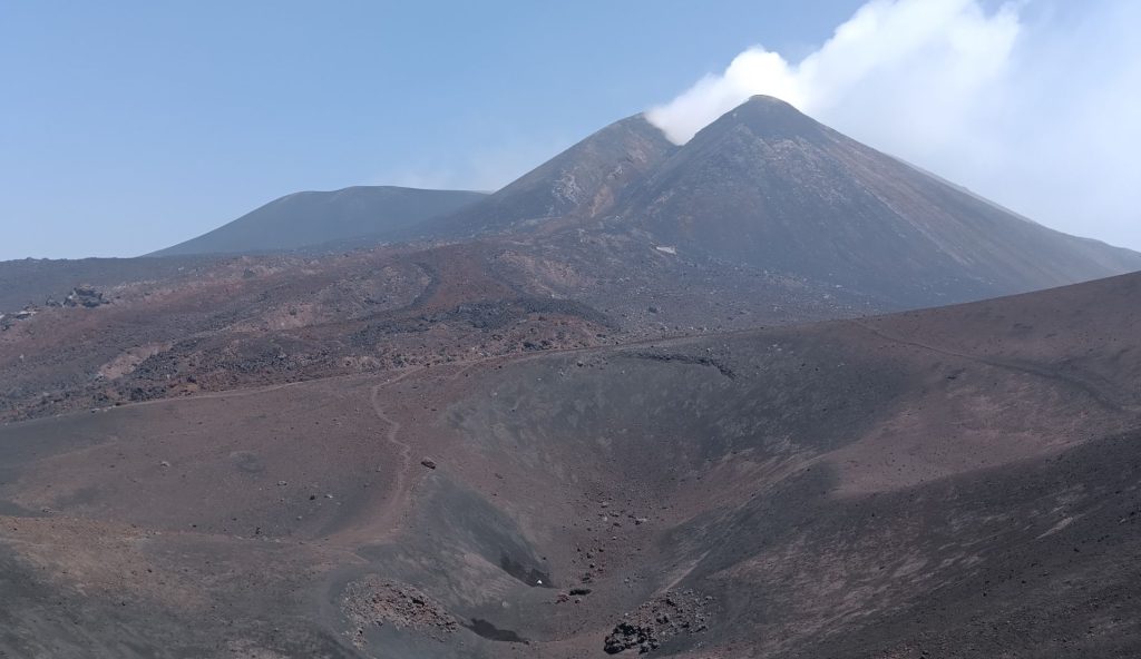 Etna - najvišji in najbolj aktiven ognjenik v Evropi